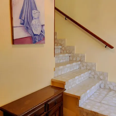 Pet Friendly La Golondrina Del Duraton Ferienhaus Sebúlcor